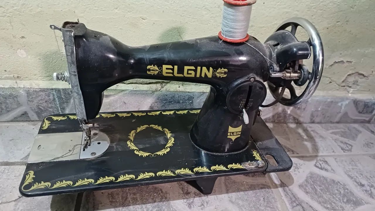 Maquina reta elgin