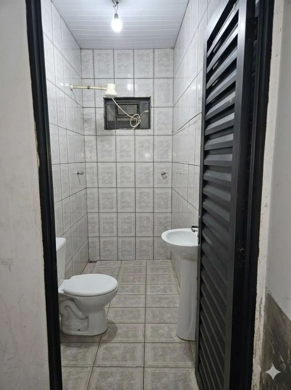 Vendo 2 casas e uma loja - Foto 4