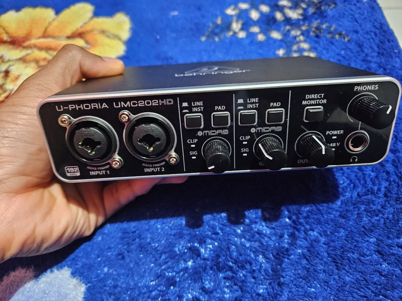 behringer umc202hd