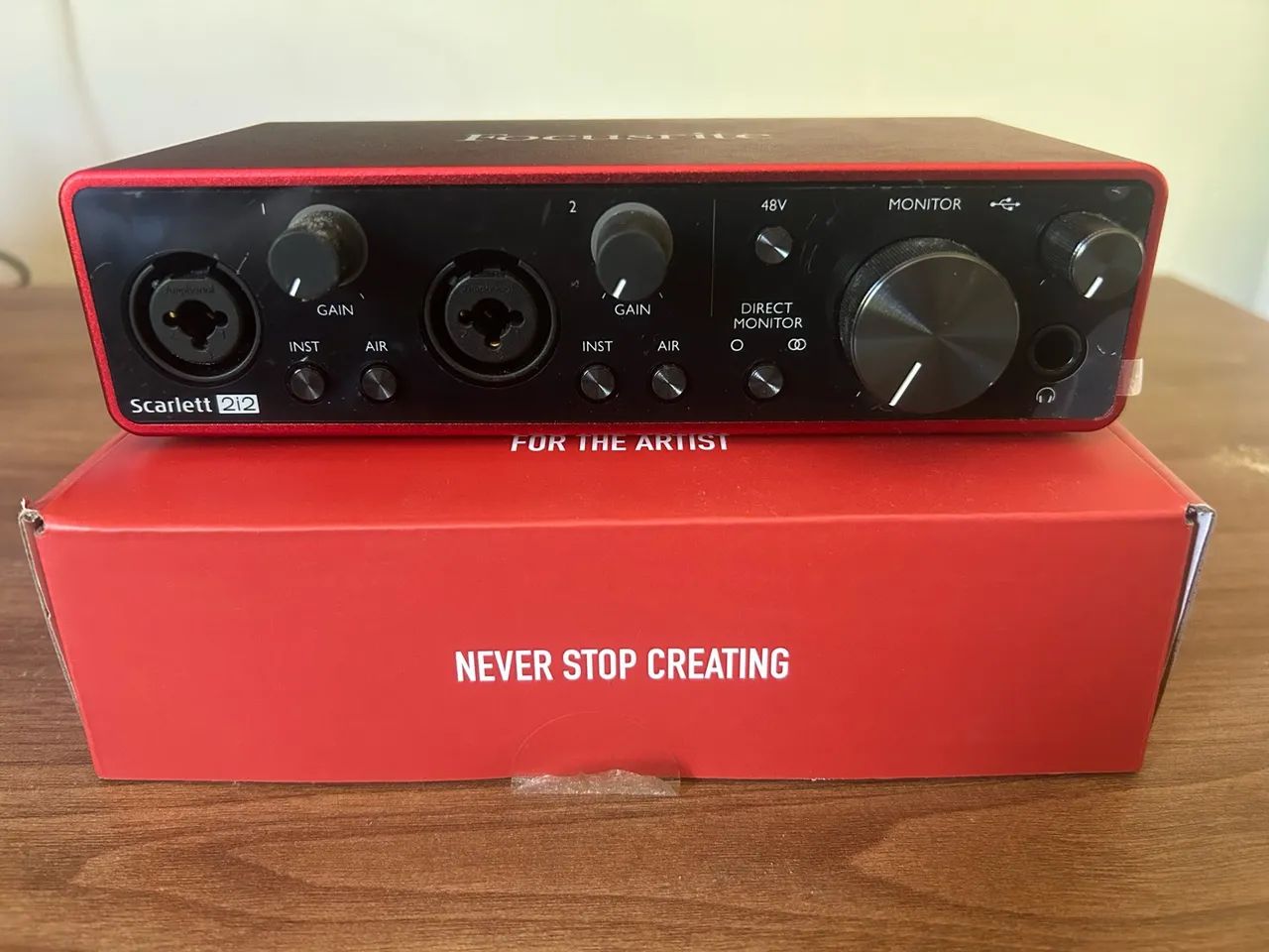 Focusrite 2i2 3 Geração  - Foto 2