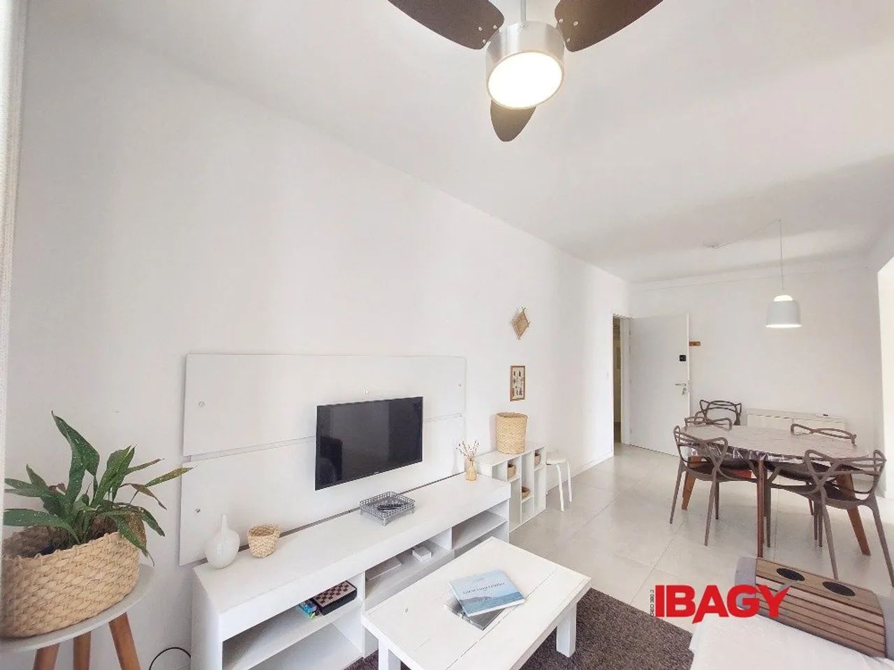 Excelente Apartamento 3 dormitório(s) em Campeche - FLORIANÓPOLIS - Foto 2
