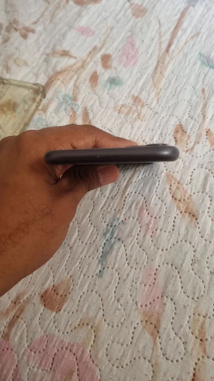 IPHONE 11 COM DEFEITO NA TELA - Foto 5