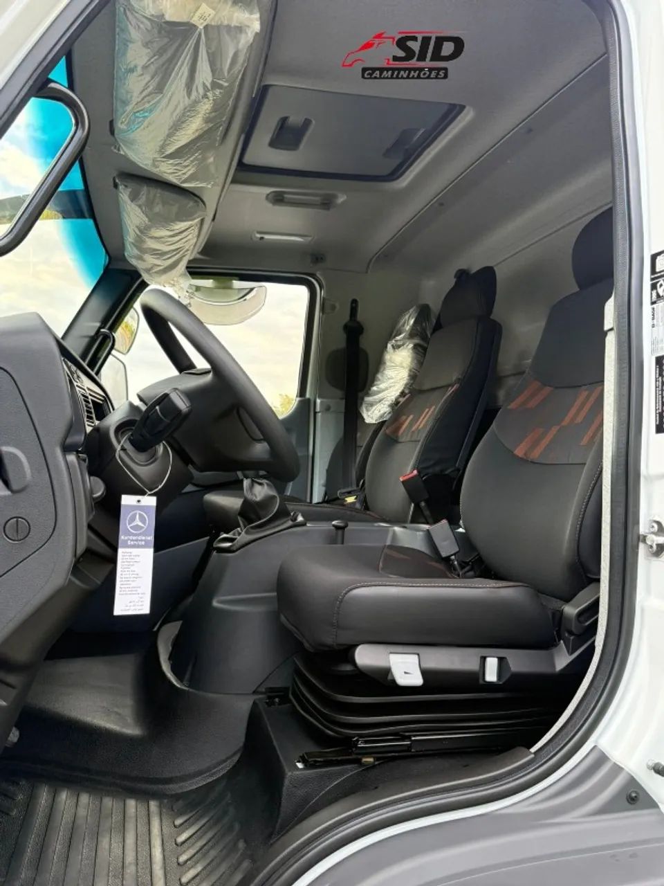 Mb Accelo 1017 Zero 2025  - Foto 5