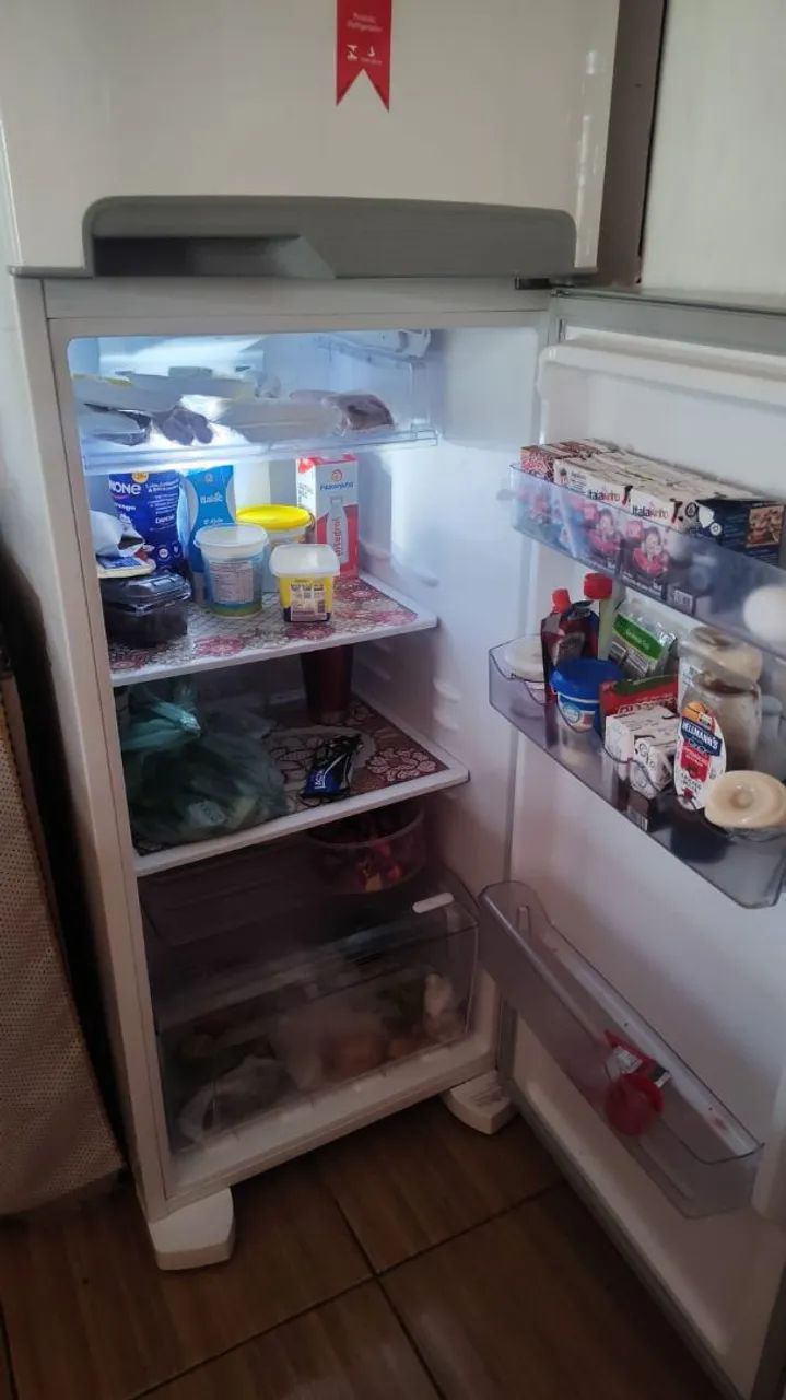 Vendo geladeira nova - Foto 2