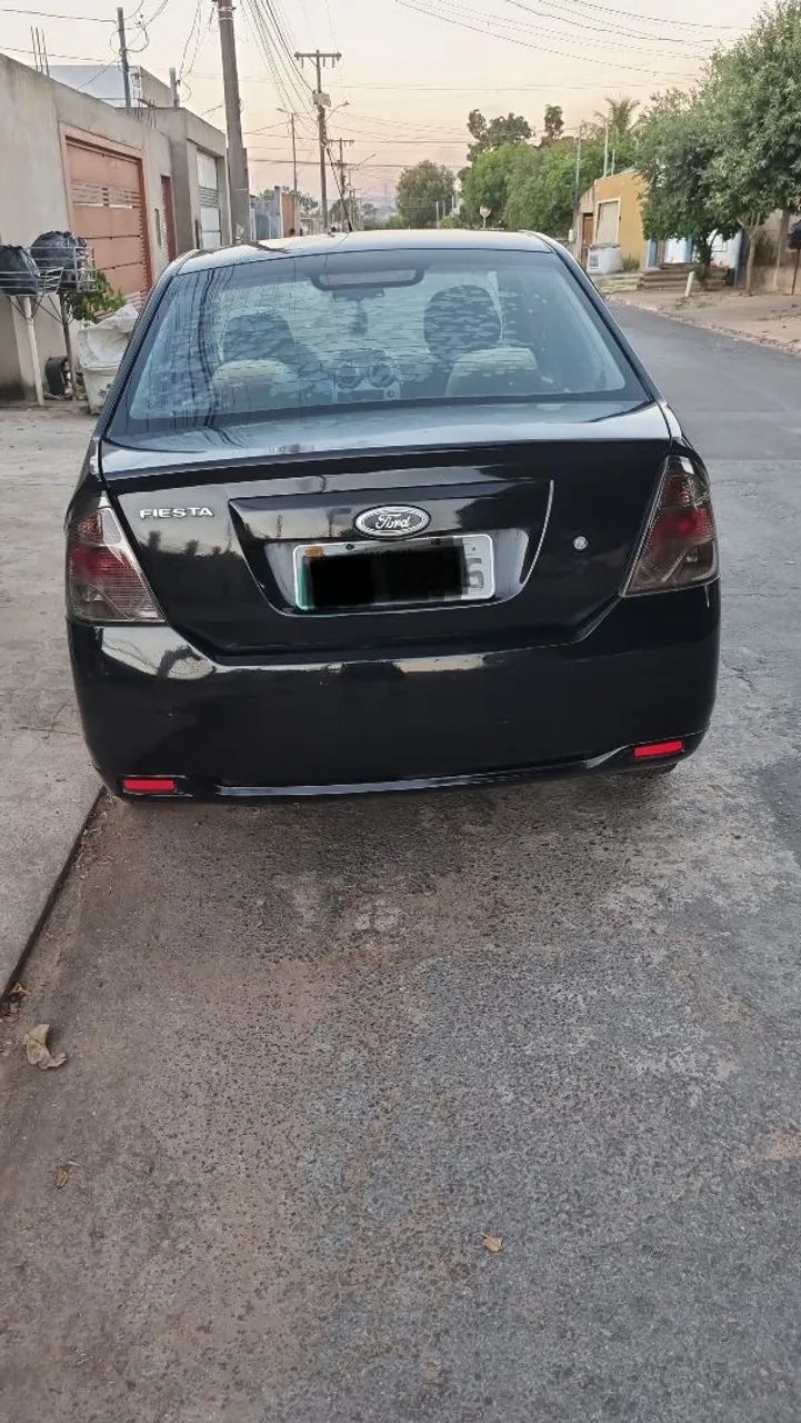 Ford Fiesta Fiesta Sed. 1.6 8V Flex 4p 2012