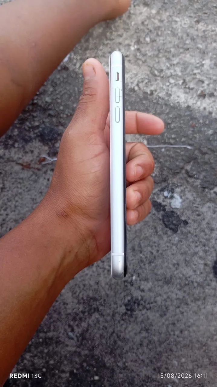 iPhone XR 128G - Foto 3