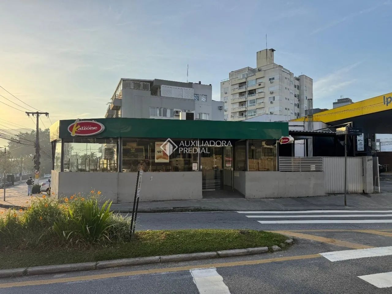Terreno no coração da Trindade