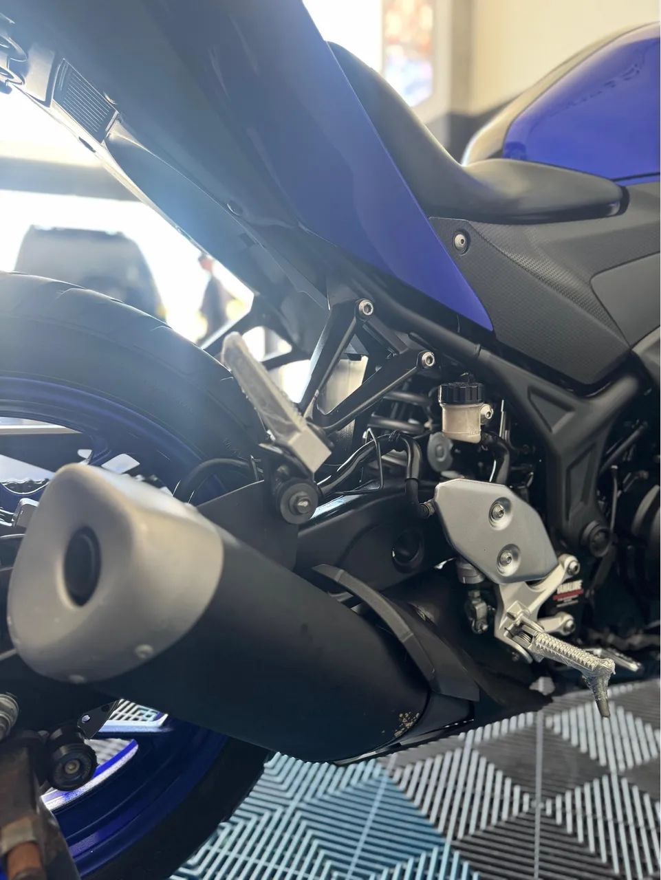 Yamaha R3 - Foto 4