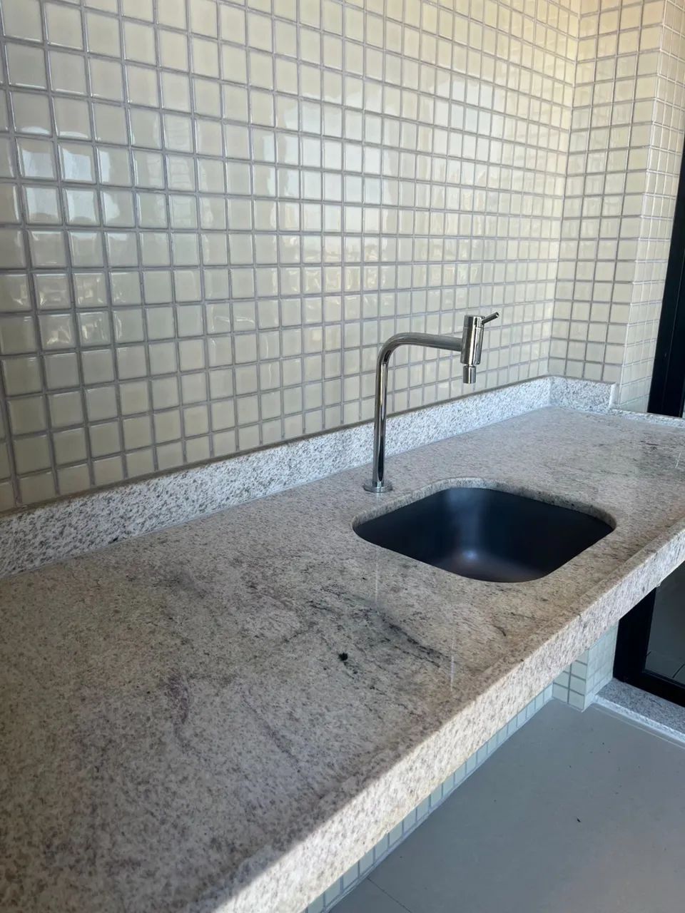 4 BANCADAS DE MÁRMORE  - Foto 3