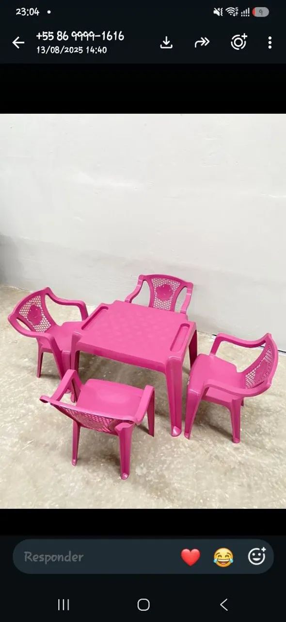 Vendo conjunto mesa e cadeiras INFANTIL 