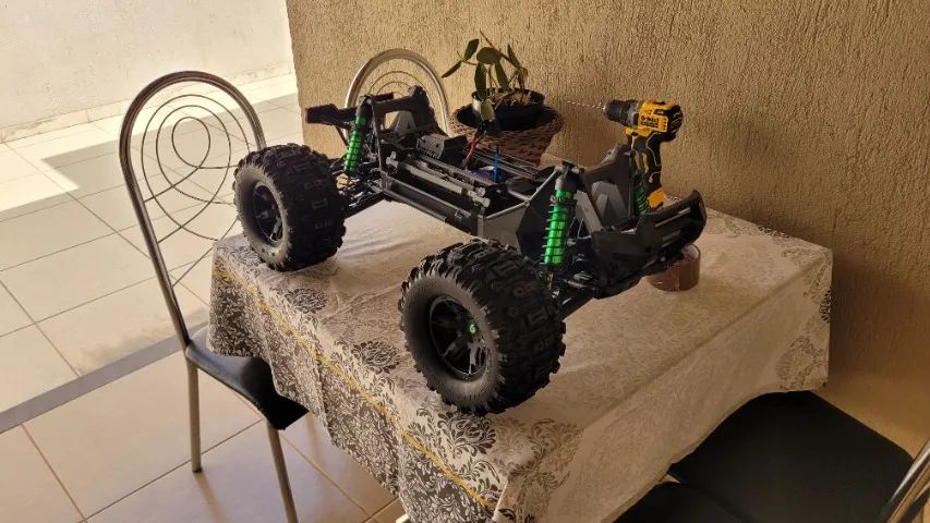 Automodelo RC Traxxas X-Maxx 1/5 8s Belted - Foto 4