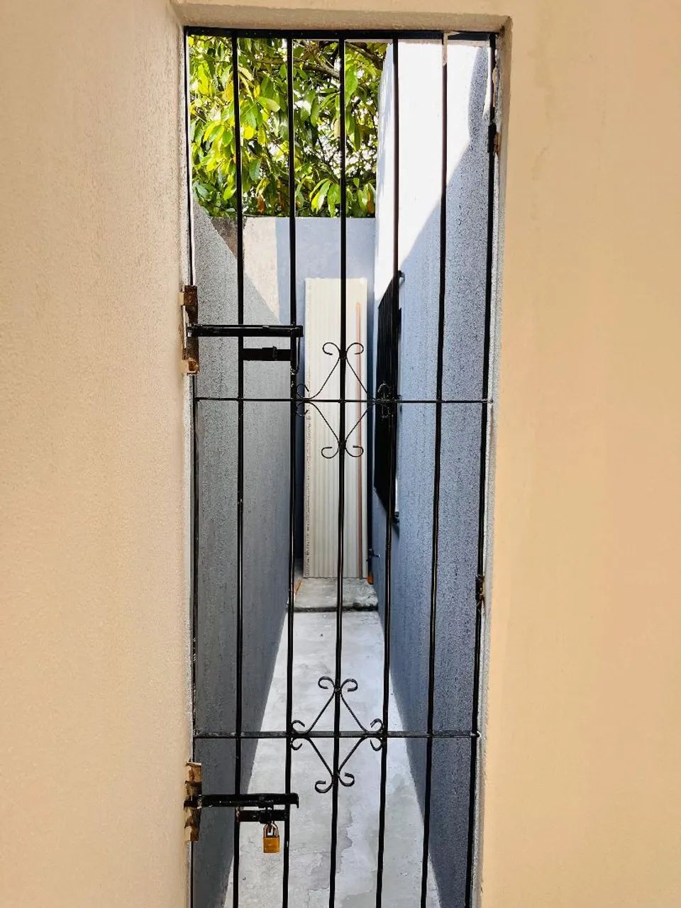 Estrada de apenas R$ 5.000,00! Casa de 2/4 no centro de Ananindeua! - Foto 5