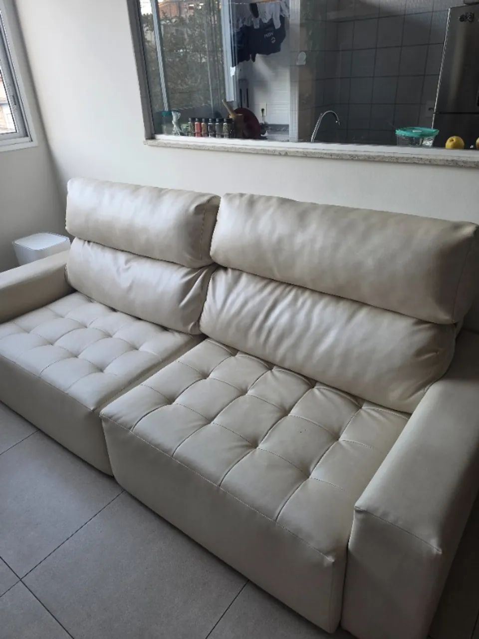 Sofá retrátil 3 lugares 