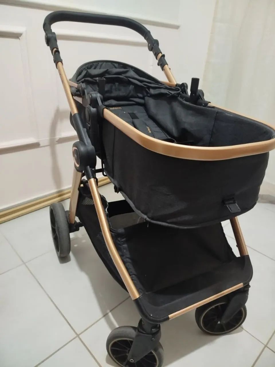 Carrinho de bebê Infanti Romanzo - Foto 4