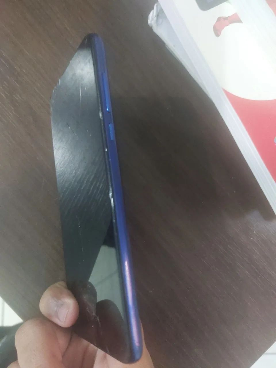 Motorola G8 usado (display com defeito)