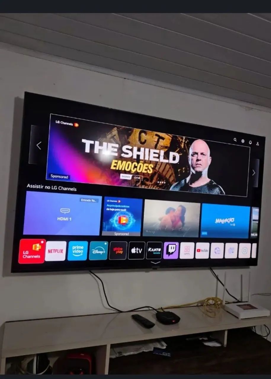 Smartv LG 65 polegadas 4k pego PS4 Xbox séries com volta 