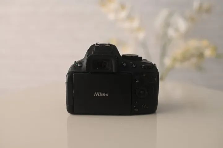 Câmera Nikon D5100 USADA - Foto 3