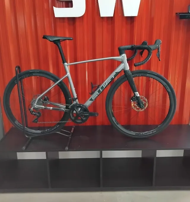 Bicicleta Trek Émonda ALT 4 Shimano Tiagra de 10v Tam 52