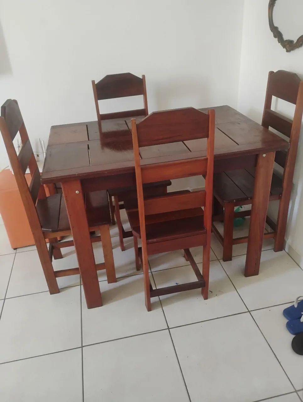 Mesa com 4 cadeiras  - Foto 2