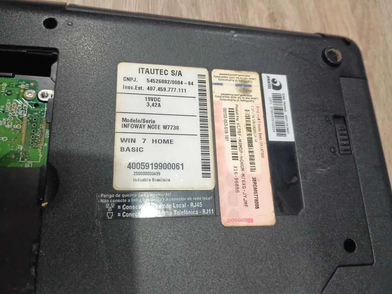 Notebook Itautec para retirar peças  - Foto 4