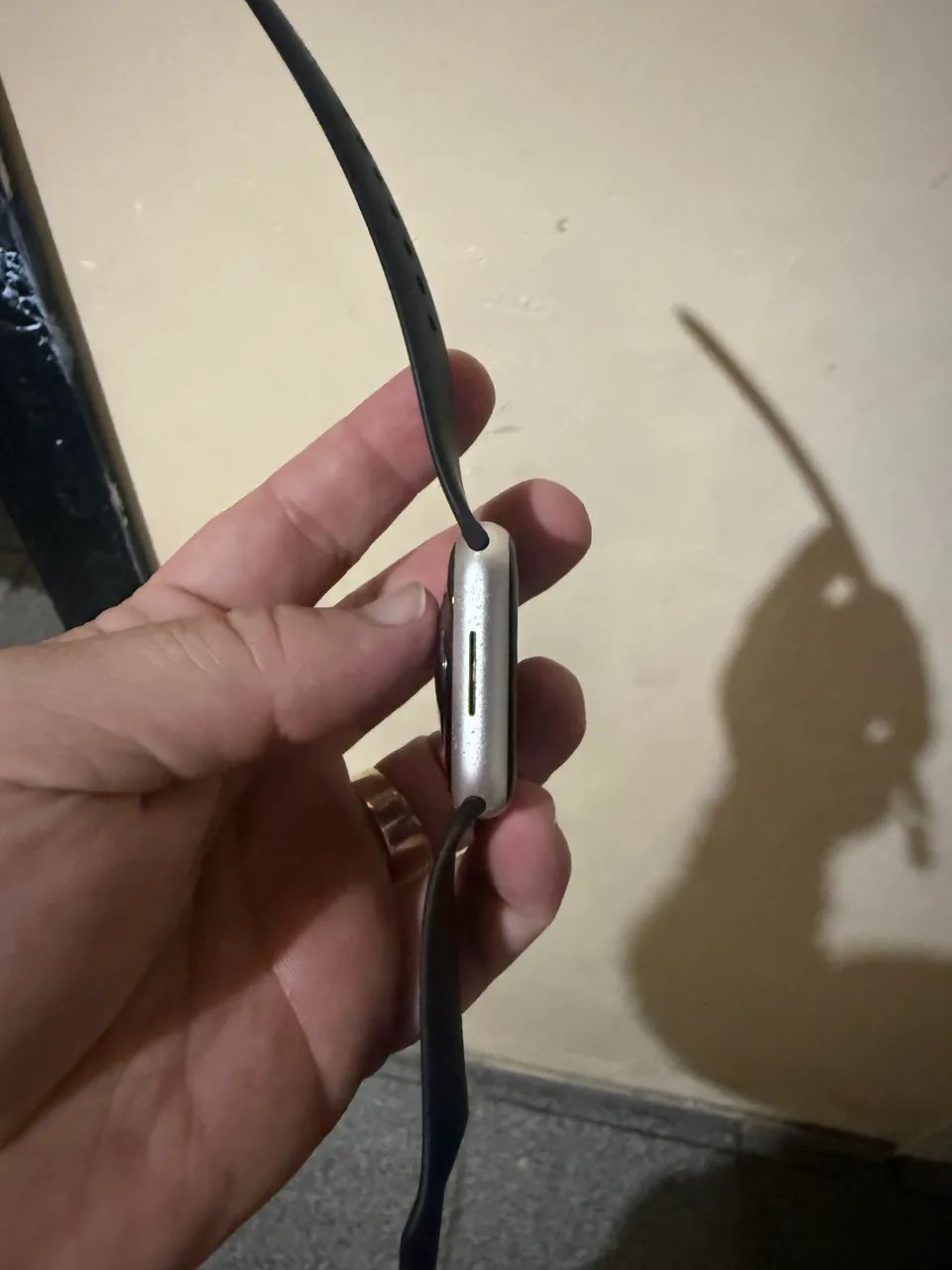 VENDO - iPhone 16 Pro + Apple Watch Series 9 - Foto 3