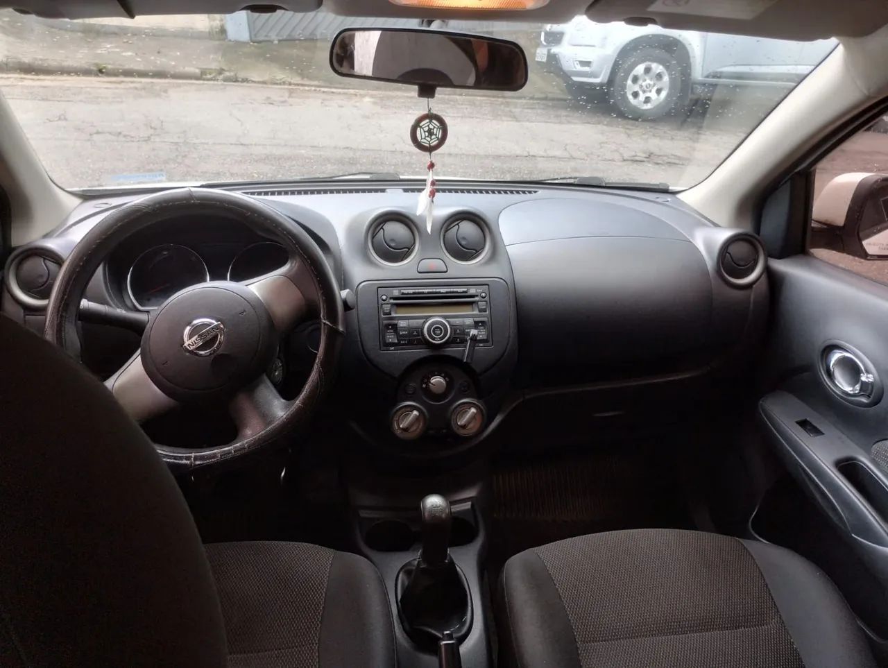 Nissan Versa SL 1.6 16V Flex Fuel 4P Mec. 2013 - Foto 9