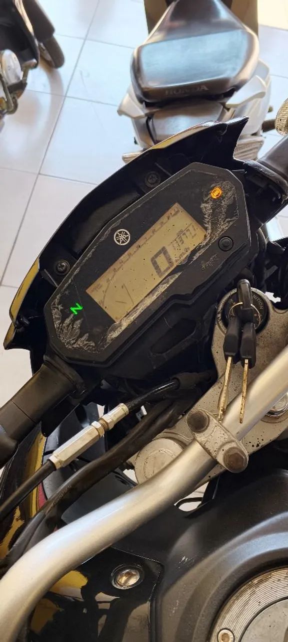 Lander 2020 preta - Foto 4