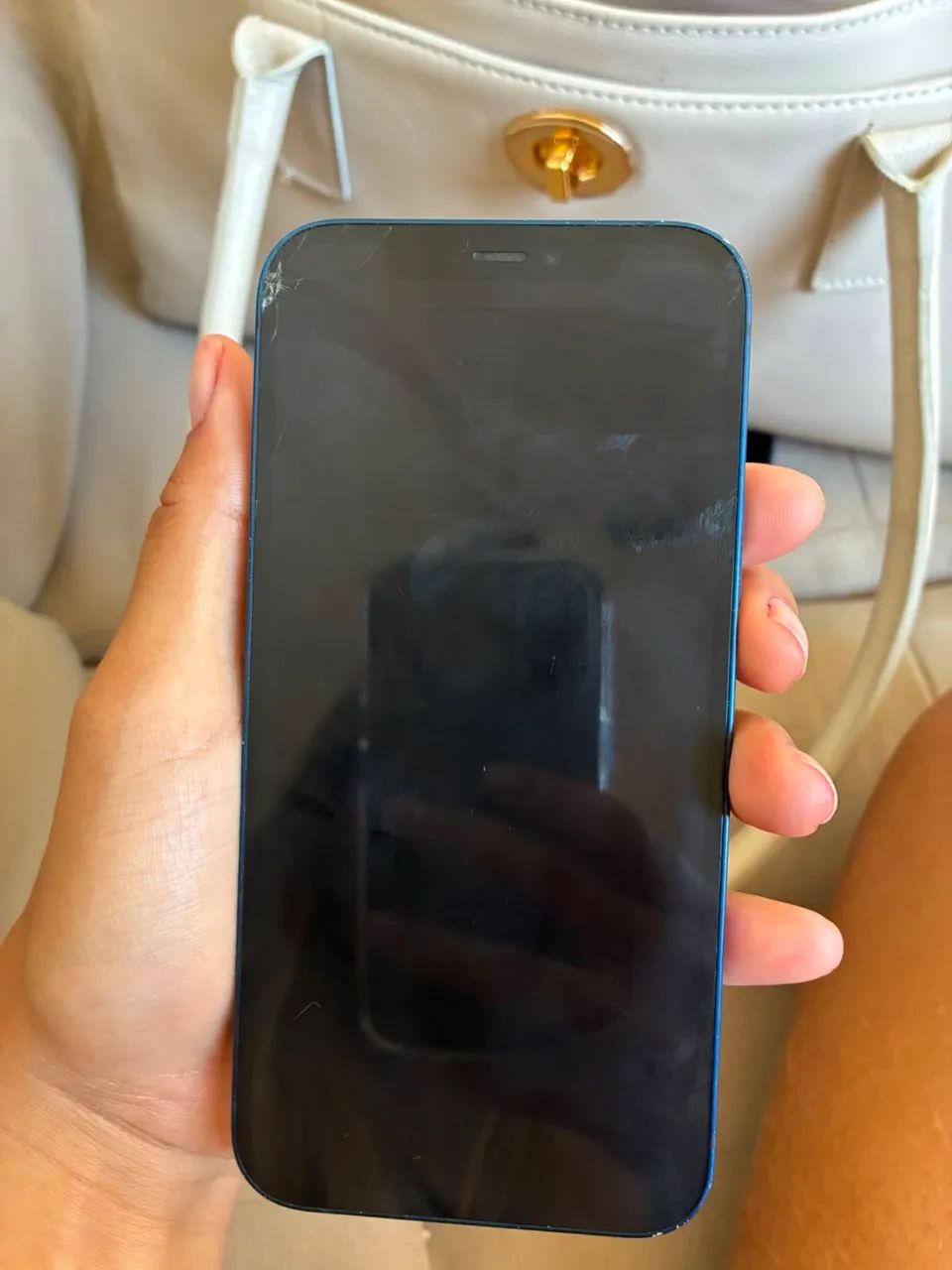 iPhone 12 azul  - Foto 2