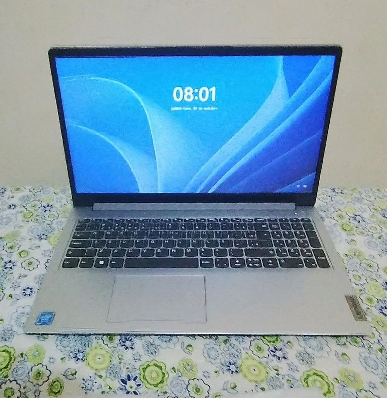 Vendo Notebook Lenovo - Foto 2
