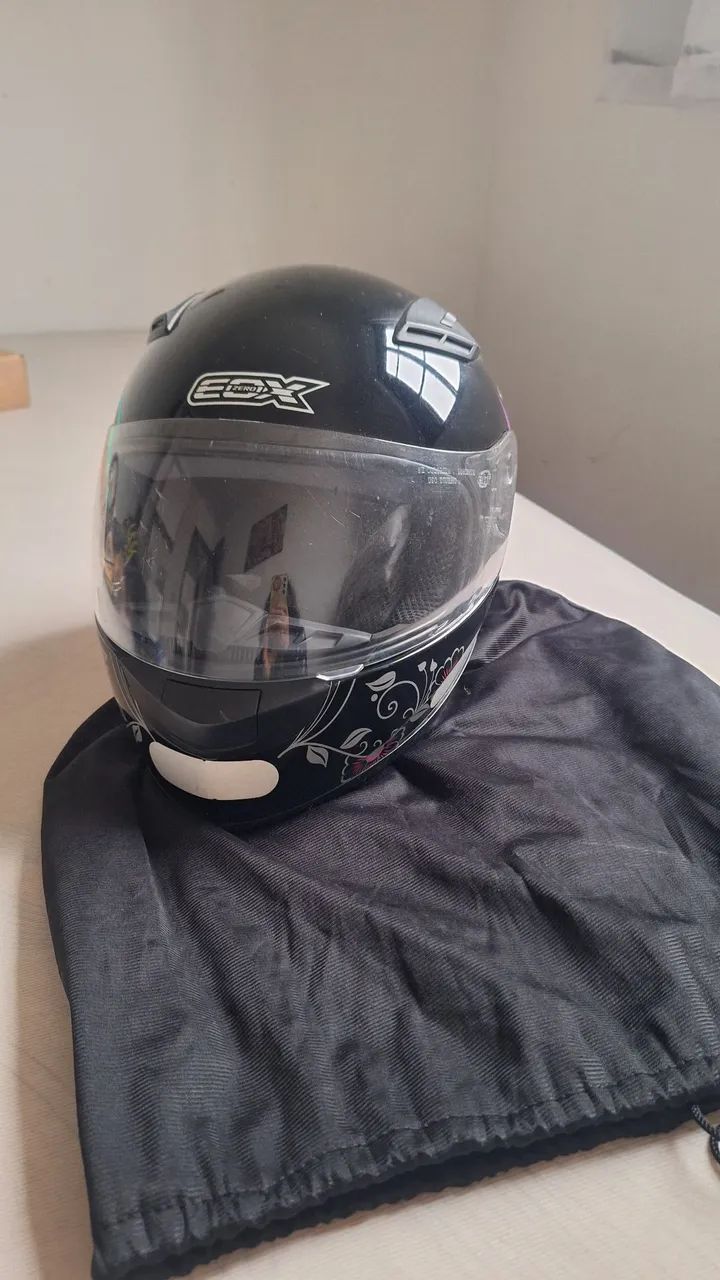 Capacete tamanho 56