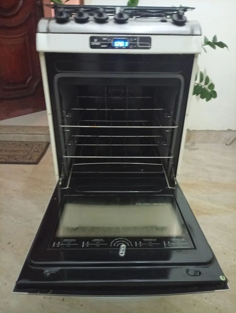 Fogão Eletrolux automático chef ótimo estado  - Foto 4