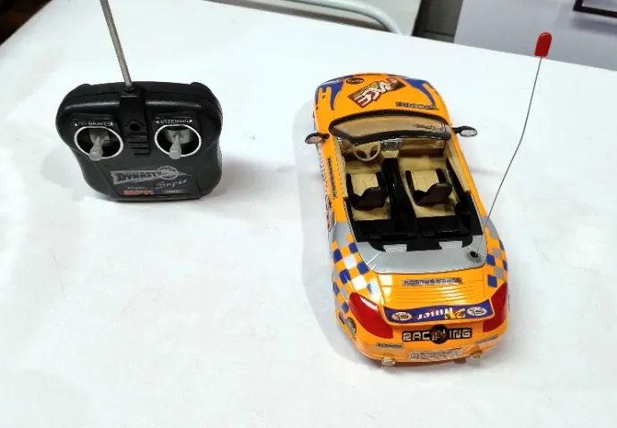 Carrinho de controle remoto - Foto 2