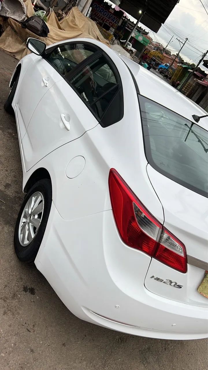 Hyundai Hb20S HB20S C.Plus/C.Style1.0 Flex 12V Mec. 4P 2015