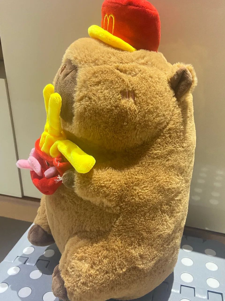 Pelúcia Capivara MC Donalds  - Foto 2