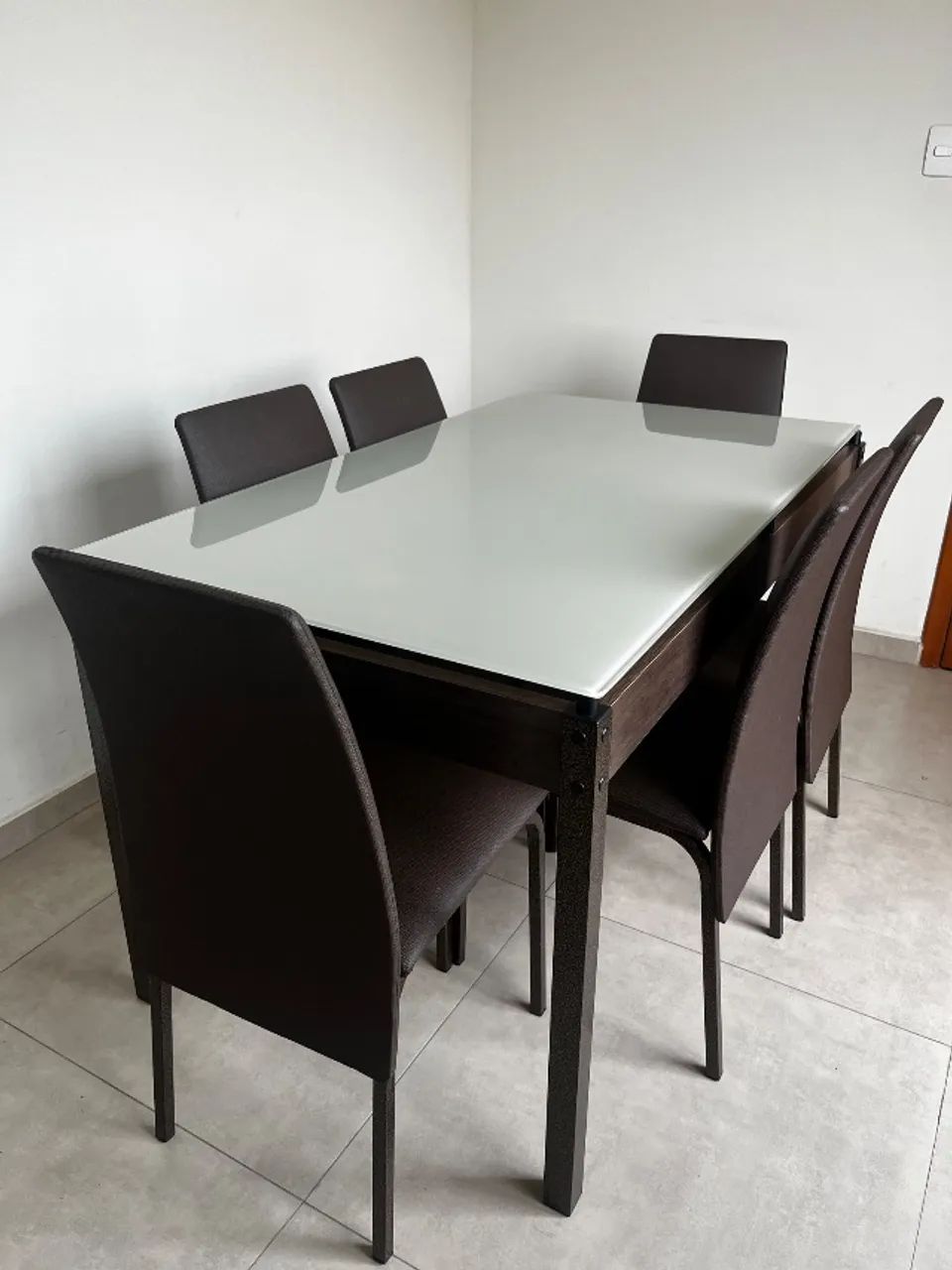 Mesa com 6 cadeiras  - Foto 4