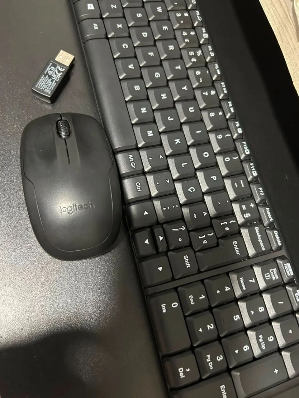 Teclado e Mouse sem fio Logitech MK220 Novinho Zero