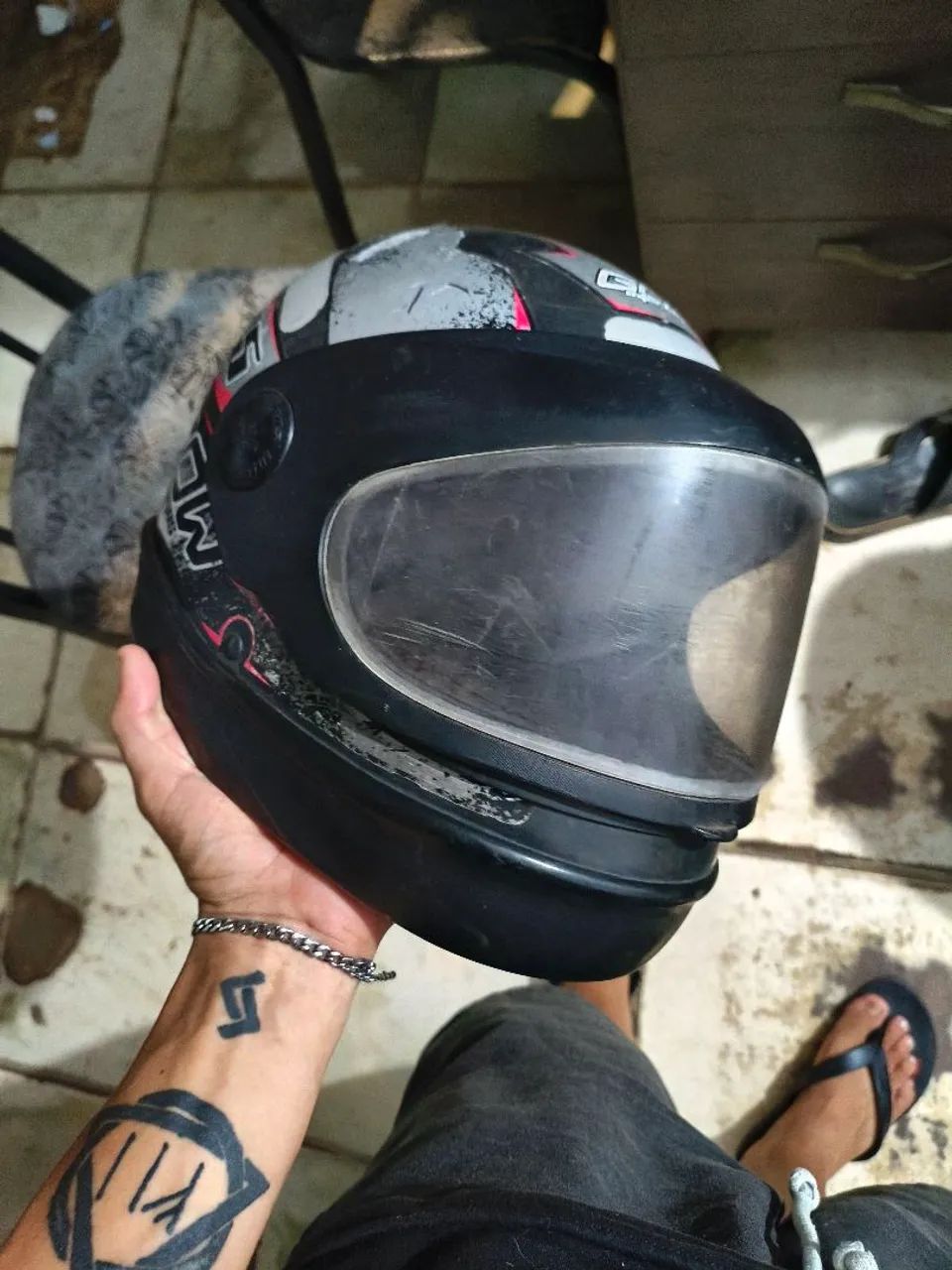 2 capacetes usados - Foto 5