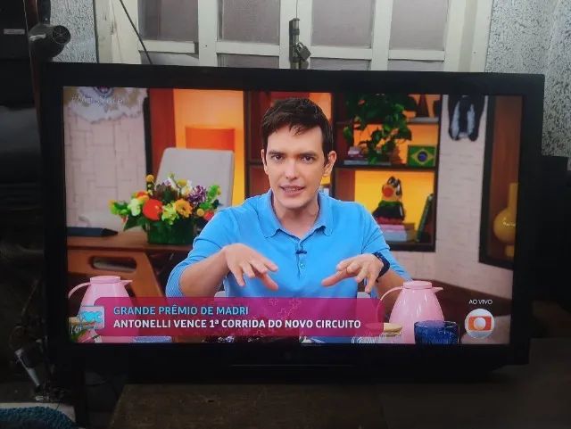 Vendo - tv LG 42 polegadas modelo LG-42D460 com HDMI e conversor digital sem controle para - Foto 4