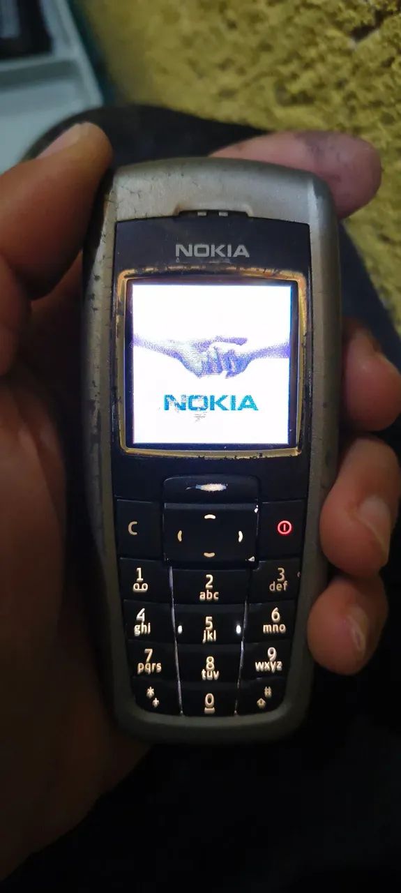 Celular Nokia antigo Nokia 2600,