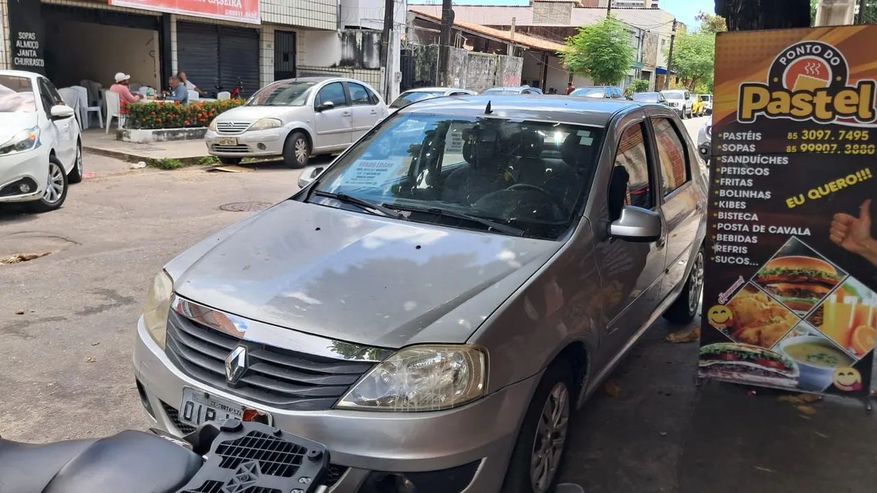 Renault Logan 2012