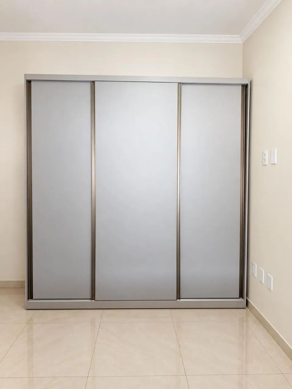 Quadra roupa - Foto 2