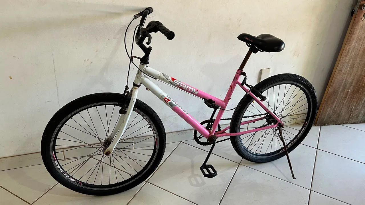 Bicicleta Aro 26 Samy Rosa e Branca - Ótimo Estado