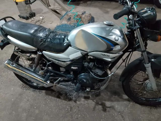 YBR 125 