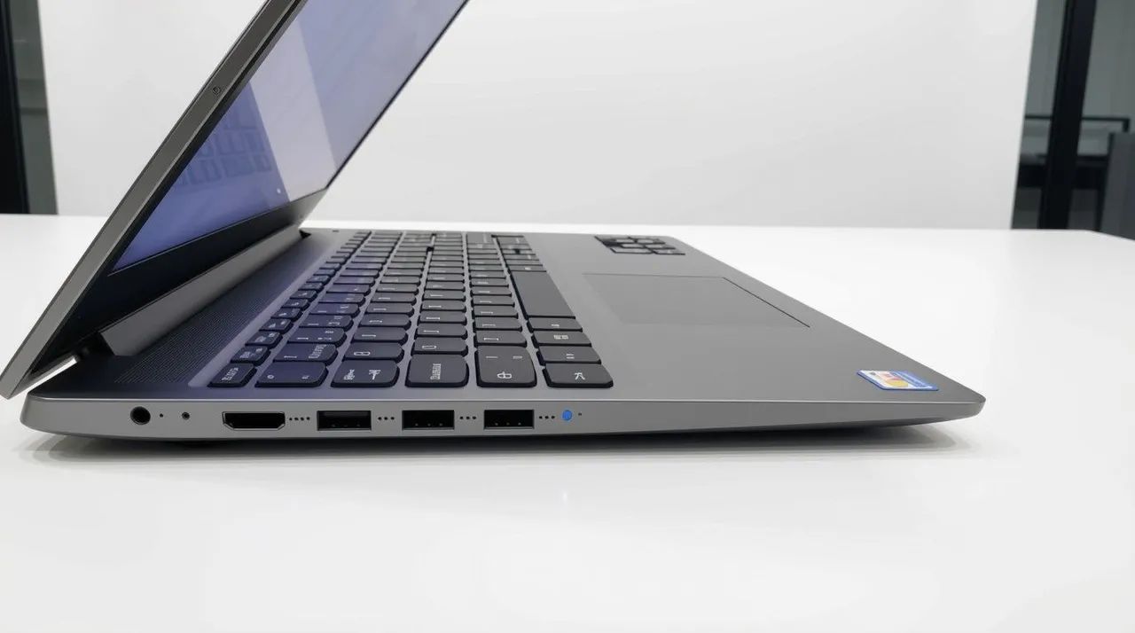 Notebook Lenovo IdeaPad 3 | SSD 128GB | Windows 11 - Foto 3