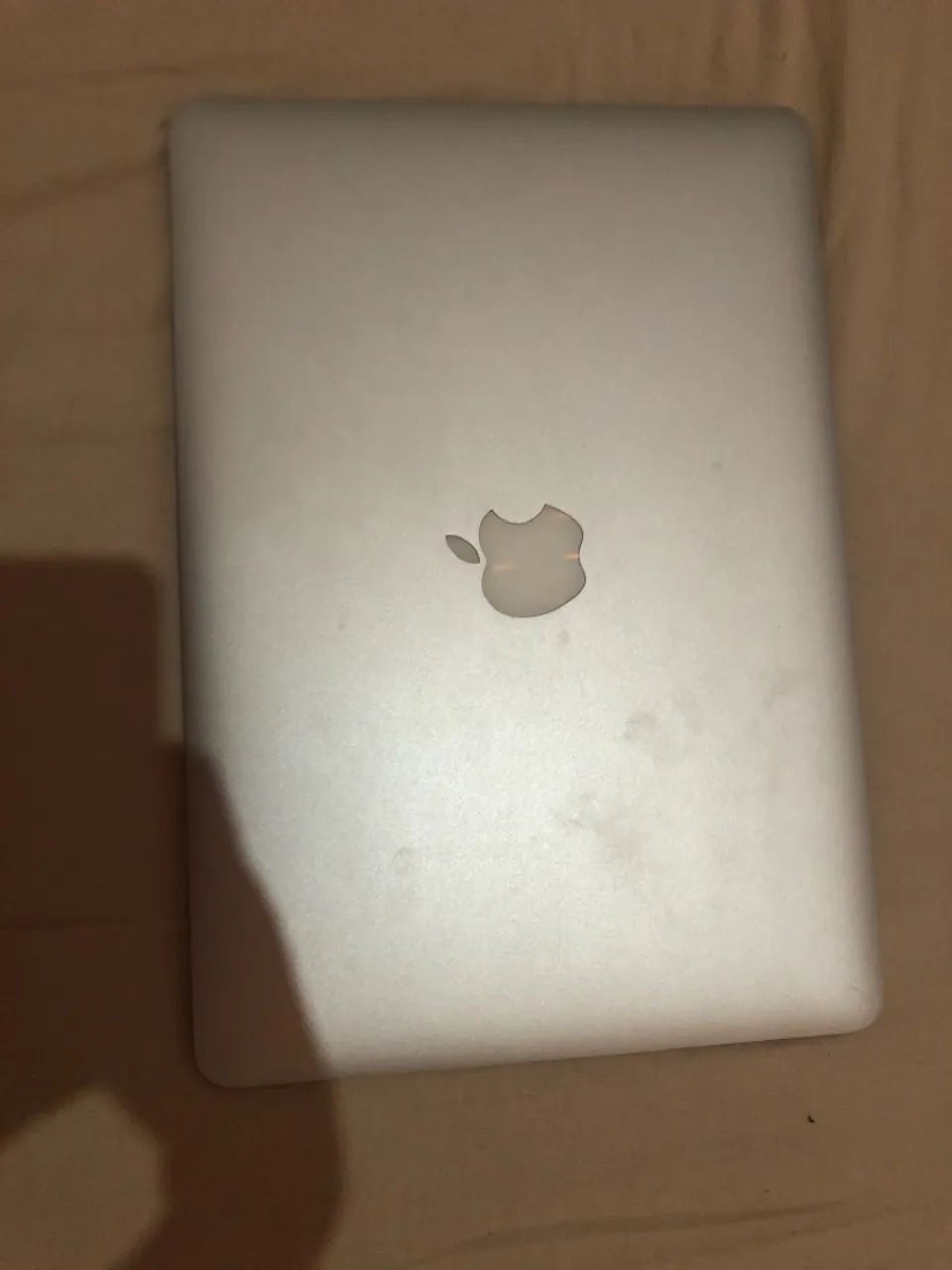 MacBook Air 13 -2010 (tela quebrada mais funcionando normalmente) - Foto 2