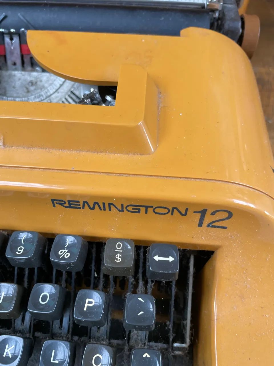 Máquina de escrever 470957193776353281