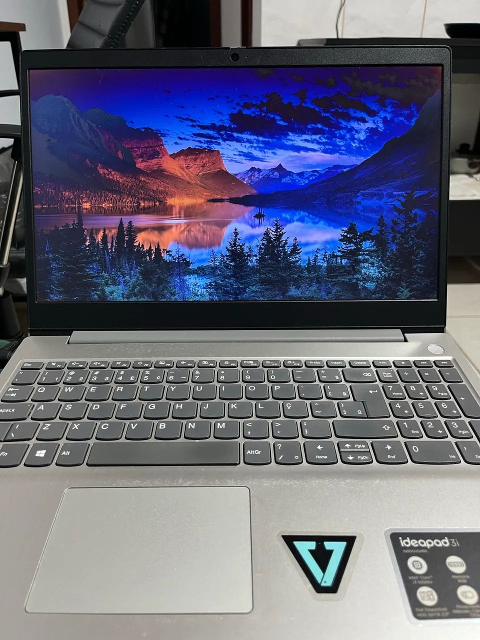 Notebook Lenovo Ideapad 3i - i7 Processador - 12GB de memória