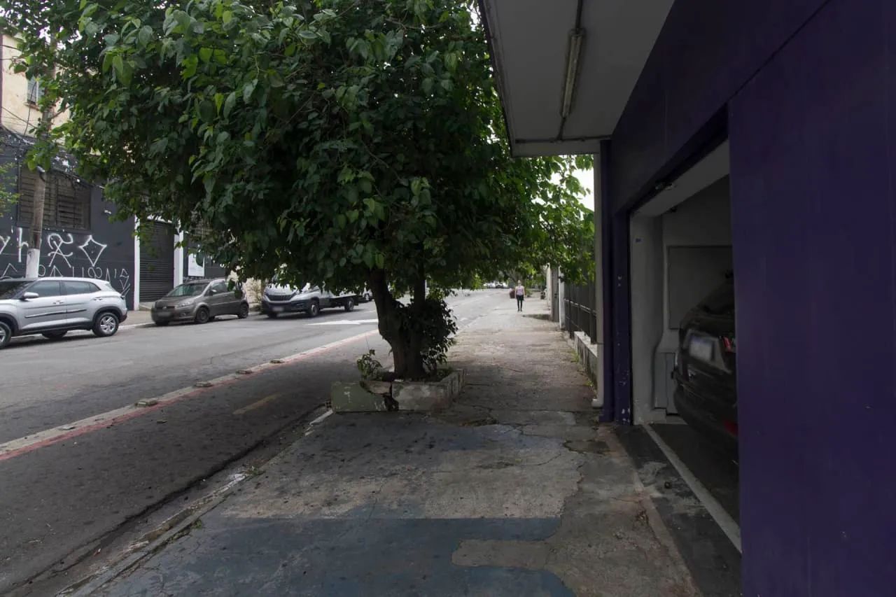 Prédio comercial na Rua Agostinho Gomes, 3199  1500 m² - Foto 2