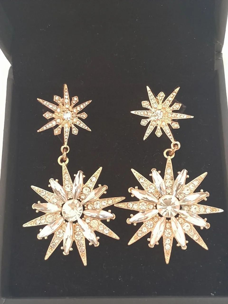 BRINCO 2 ESTRELAS STRASS  - Foto 5