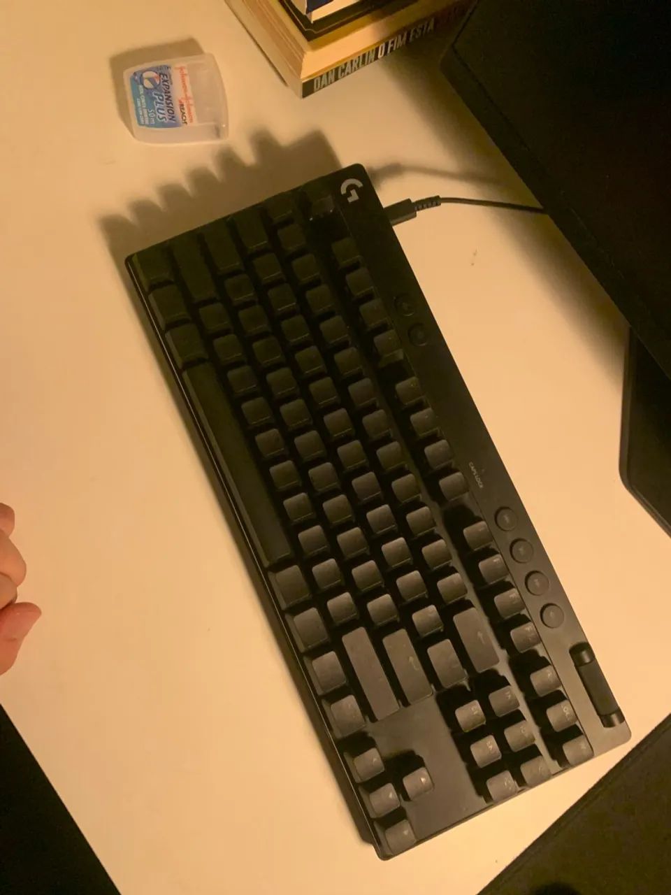 Teclado Logitech PRO X TKL RAPID - Foto 2